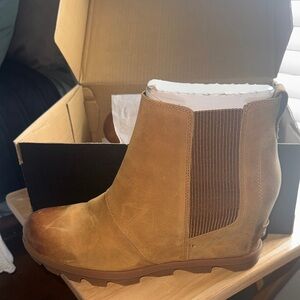 Sorel Tan Ankle Boots